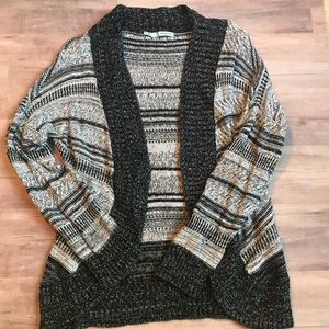 Maurice’s open cardigan size S